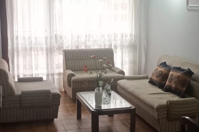 DEPARTAMENTO DE 2 AMBIENTES CON DEPENDENCIA Y BALCON SALIENTE AL FRENTE