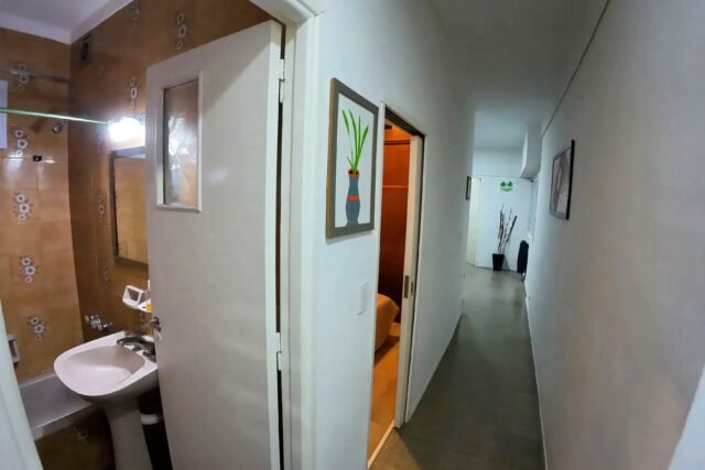 MONOAMBIENTE DIVIDIDO INTERNO